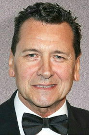 Mark Lindsay Chapman