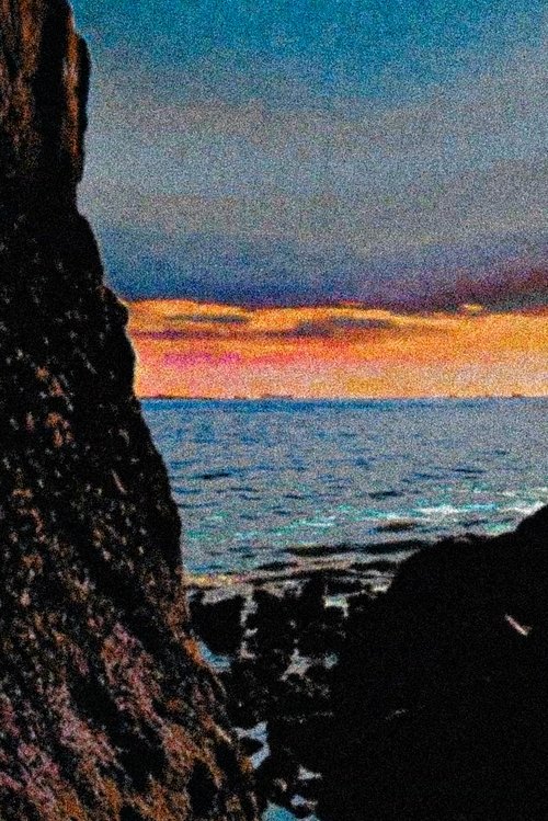 Where the Color and Sun Meet Together